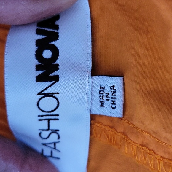 Fashion Nova Worth the Trouble Parachute Pants (Size 1X) - Picture 6 of 7